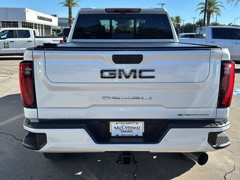Certified 2025 GMC Sierra 2500 Denali Ultimate image 6
