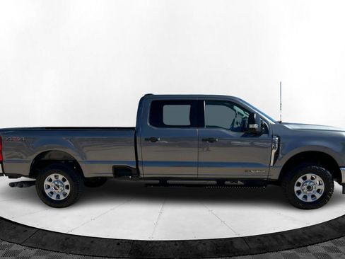 Used 2024 Ford F250 XLT image 6