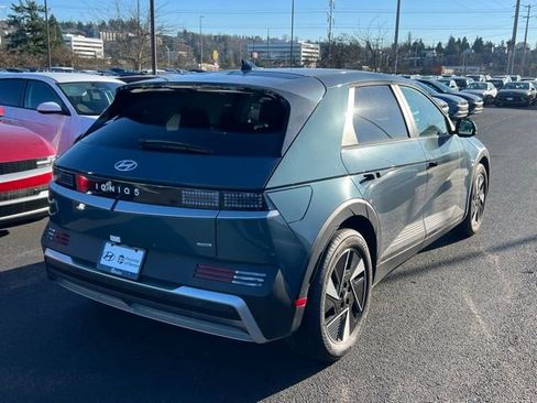 New 2025 Hyundai Ioniq 5 SE image 5