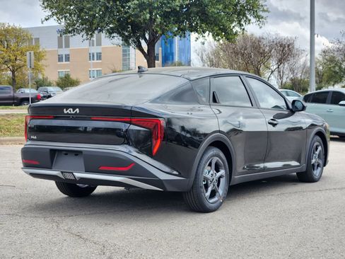 New 2026 Kia K4 LXS FWD image 5
