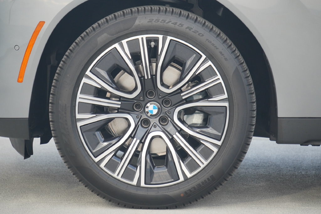 Certified 2026 BMW X3 xDrive30i w/ Convenience Package AWD/4WD image 5