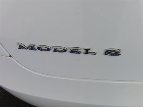 Used 2018 Tesla Model S 100D image 13