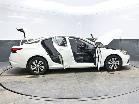Used 2021 Nissan Altima 2.5 S image 39