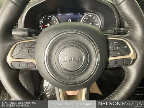 Used 2016 Jeep Renegade Limited FWD image 46