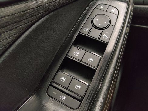 Used 2023 Nissan Rogue SV FWD image 27