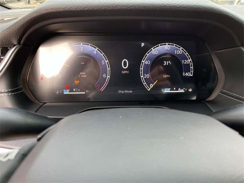 New 2025 Jeep Grand Cherokee Altitude image 30