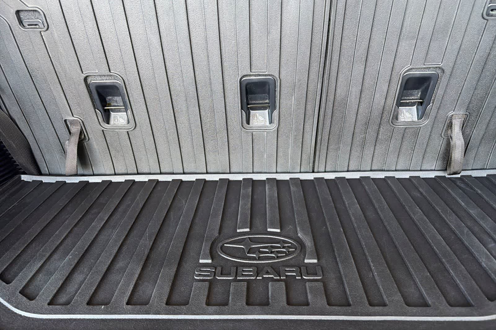 Used 2019 Subaru Ascent Premium w/ Popular Package #3 AWD/4WD image 17