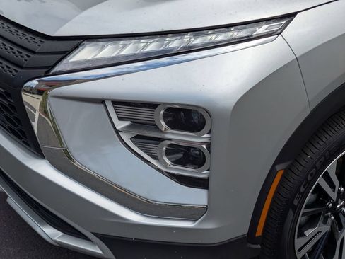 Used 2025 Mitsubishi Eclipse Cross SE AWD/4WD image 11