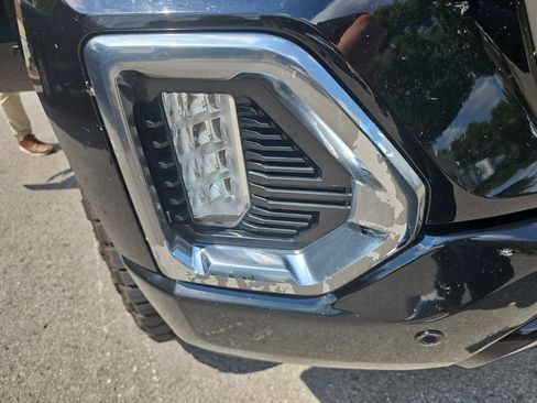 Used 2021 GMC Sierra 1500 AT4 w/ AT4 Premium Package AWD/4WD image 6