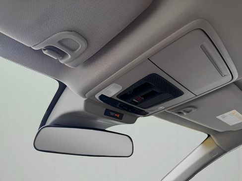 Used 2025 Honda Accord SE image 26