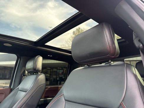 Used 2021 Ford F150 Lariat w/ Equipment Group 502A High image 18