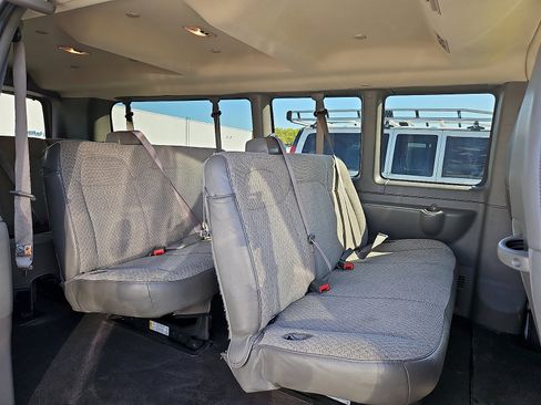 Used 2024 Chevrolet Express 3500 LT w/ LT Preferred Equipment Group RWD image 12