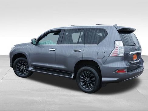 Used 2023 Lexus GX 460 Premium w/ Premium Plus Package image 8
