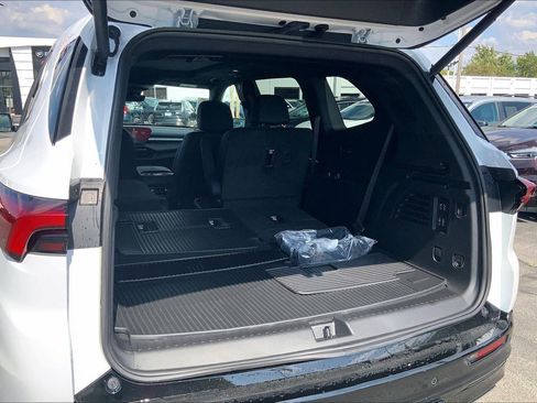 New 2026 Buick Enclave Sport Touring w/ Power Package image 5