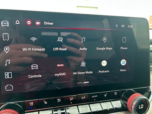 Certified 2024 GMC Canyon AT4X image 36