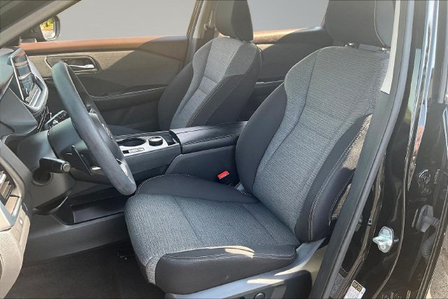 Used 2022 Nissan Rogue SV AWD/4WD image 21
