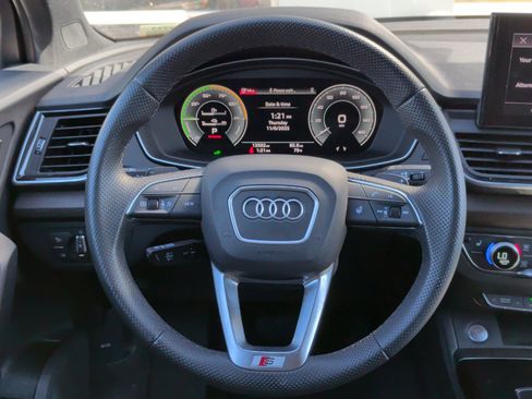 Certified 2024 Audi Q5 e Premium Plus w/ Premium Plus Package image 21