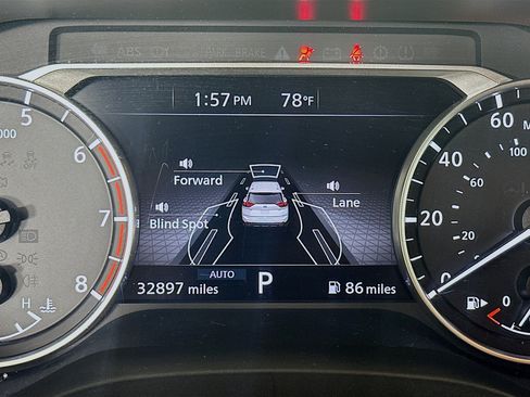Used 2025 Nissan Rogue SV AWD/4WD image 19