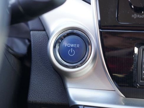 Used 2017 Toyota Mirai image 21