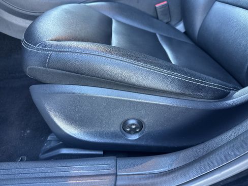 Used 2015 Mercedes-Benz GLA 250 4MATIC image 13