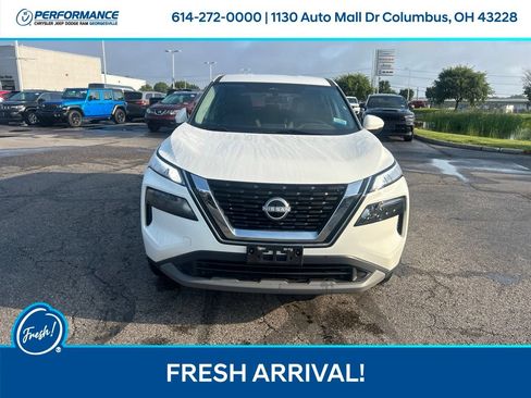 Used 2022 Nissan Rogue S FWD image 9