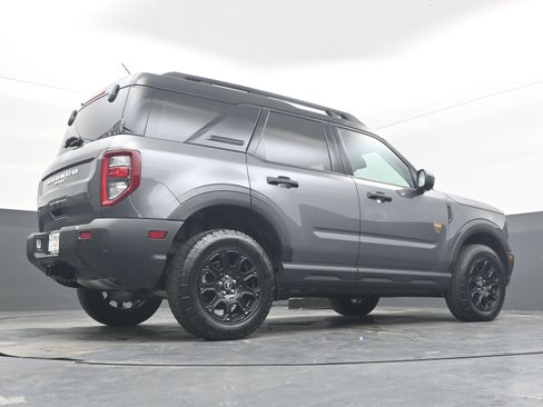 Used 2025 Ford Bronco Sport Badlands AWD/4WD image 29