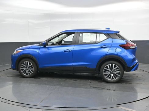 Used 2024 Nissan Kicks SV FWD image 8
