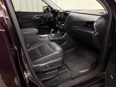 Used 2020 Chevrolet Traverse Premier w/ LPO, Floor Liner Package FWD image 30