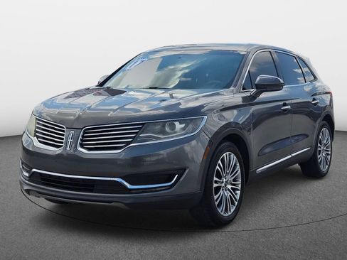 Used 2017 Lincoln MKX Reserve FWD image 2