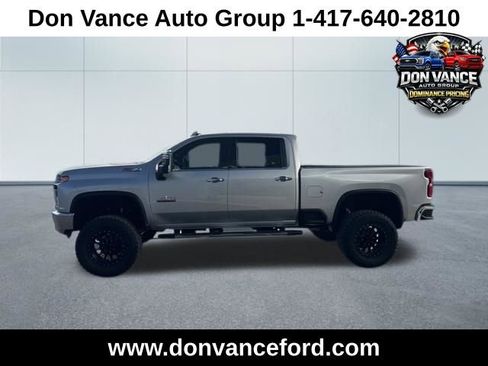 Used 2021 Chevrolet Silverado 2500 LTZ w/ LTZ Premium Texas Edition image 3