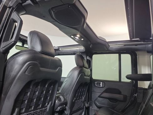 Used 2021 Jeep Wrangler Unlimited Rubicon AWD/4WD image 23