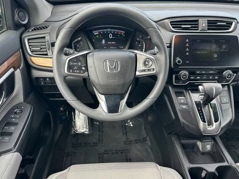 Used 2017 Honda CR-V EX image 16