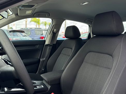 Used 2023 Honda Civic LX image 5