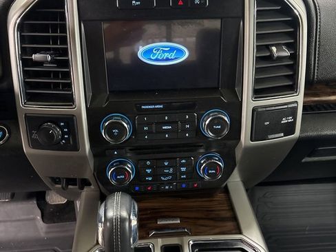 Used 2018 Ford F150 Lariat AWD/4WD image 13