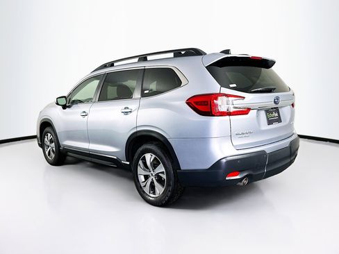 Used 2024 Subaru Ascent Premium w/ Convenience Package image 5