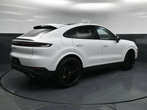 New 2026 Porsche Cayenne S AWD/4WD image 10