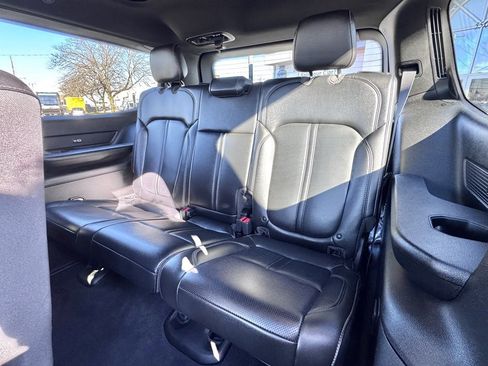 Used 2022 Jeep Wagoneer Series I image 19