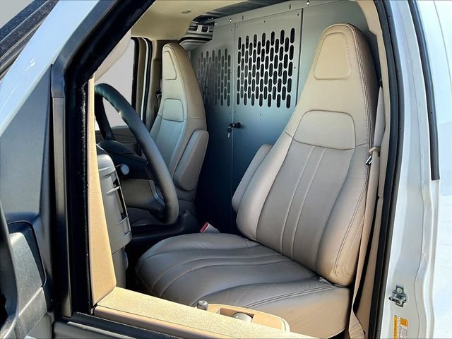 New 2026 Chevrolet Express 2500 RWD image 10
