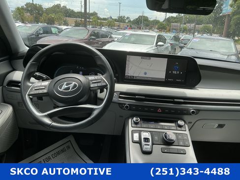 Used 2023 Hyundai Palisade SEL AWD/4WD image 15