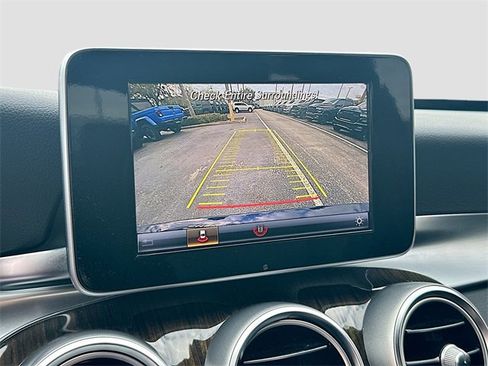 Used 2018 Mercedes-Benz C 300 4MATIC Sedan image 13