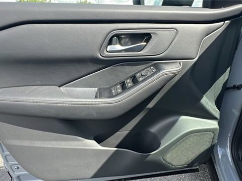 New 2026 Nissan Rogue SV image 19