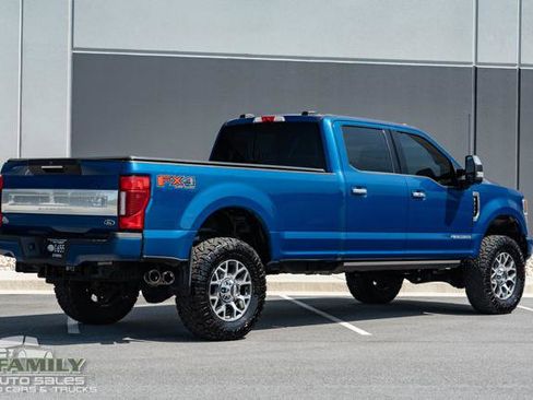 Used 2022 Ford F350 Platinum w/ FX4 Off-Road Package image 9