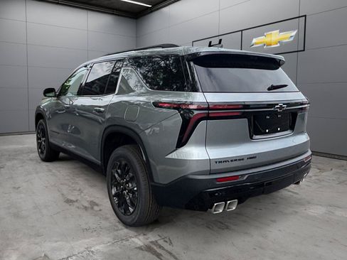 New 2026 Chevrolet Traverse LT w/ Midnight/Sport Edition AWD/4WD image 3