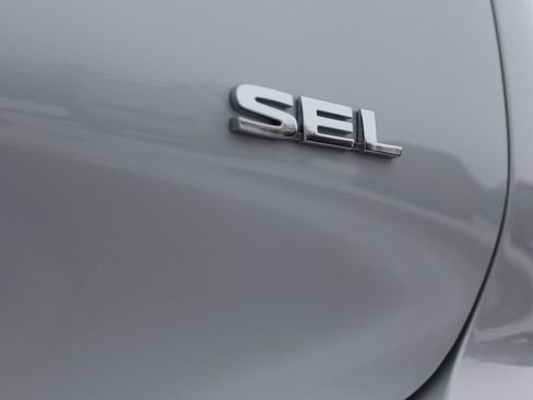 New 2026 Mitsubishi Outlander SEL image 32