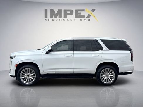 Used 2022 Cadillac Escalade Premium Luxury RWD image 2