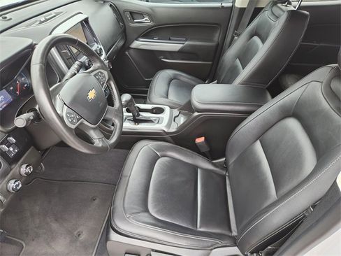 Used 2019 Chevrolet Colorado ZR2 image 9