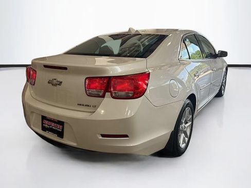Used 2014 Chevrolet Malibu LT FWD image 4