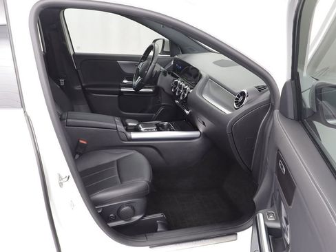 Used 2022 Mercedes-Benz GLA 250 4MATIC image 20