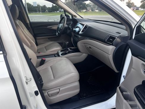 Used 2016 Honda Pilot EX image 23