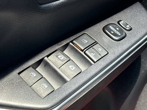 Used 2017 Toyota Camry SE FWD image 23